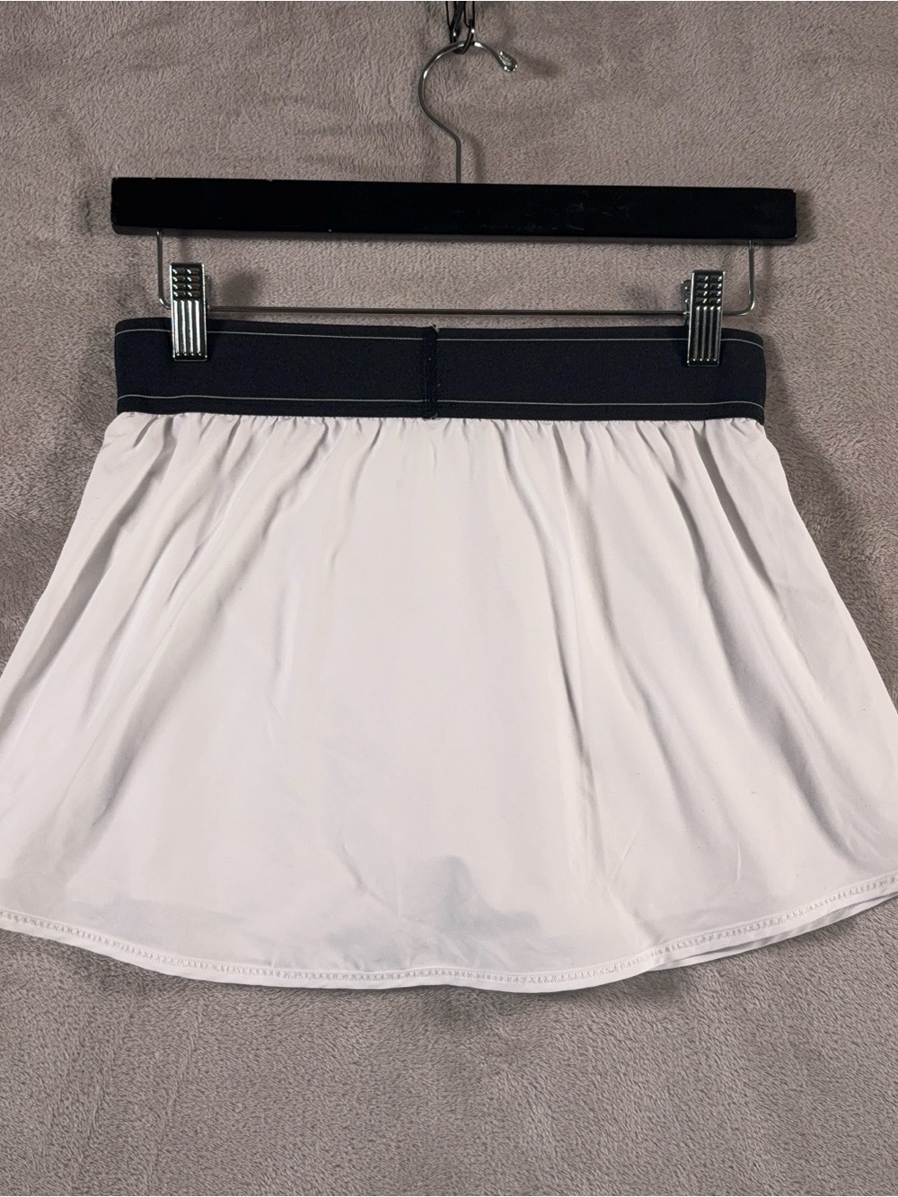 Alo Yoga Match Point Tennis Skirt Womens Size Small White Lounge - Picture 4 of 7